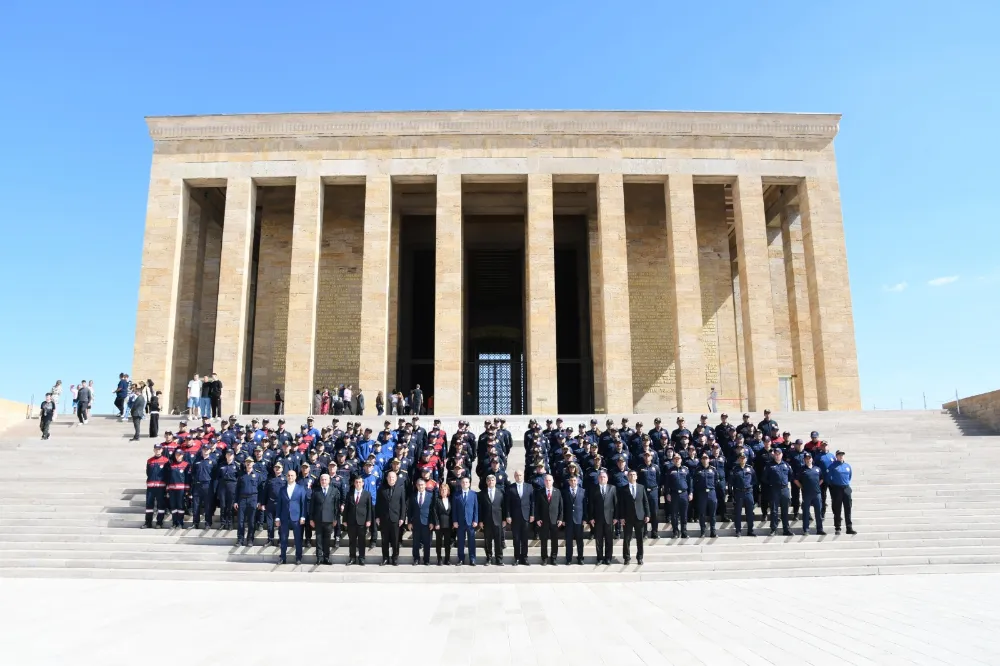 Balıkesir İtfaiyesinden Anıtkabir ziyareti